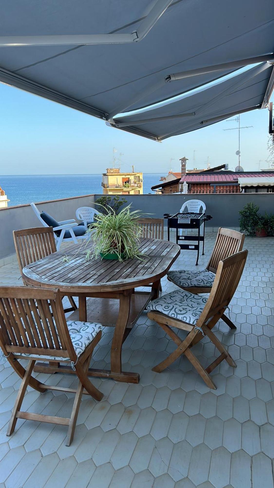 Suite Home Panorama Giardini Naxos Exterior photo